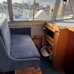 forward helm seating