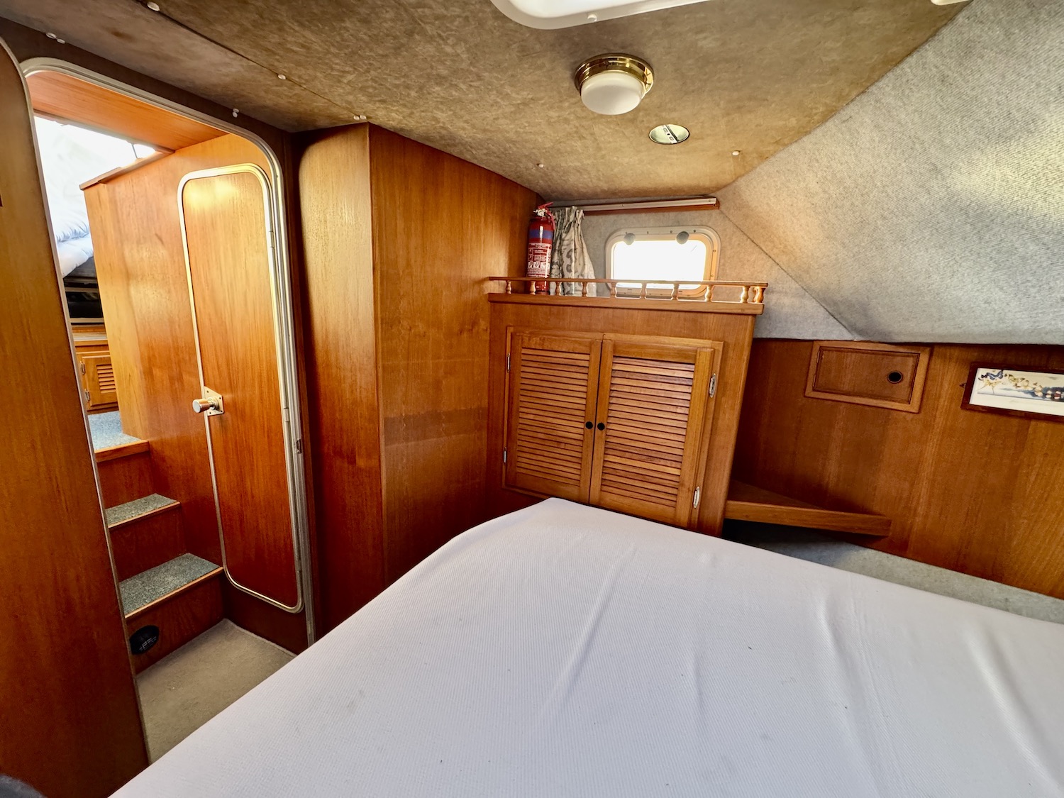 master cabin