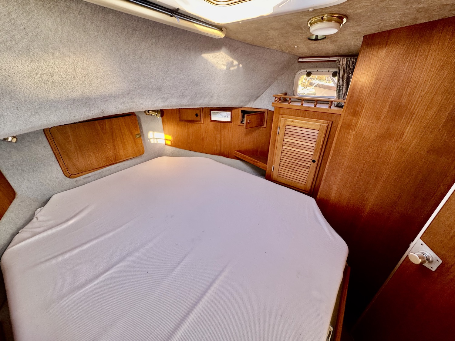 master cabin