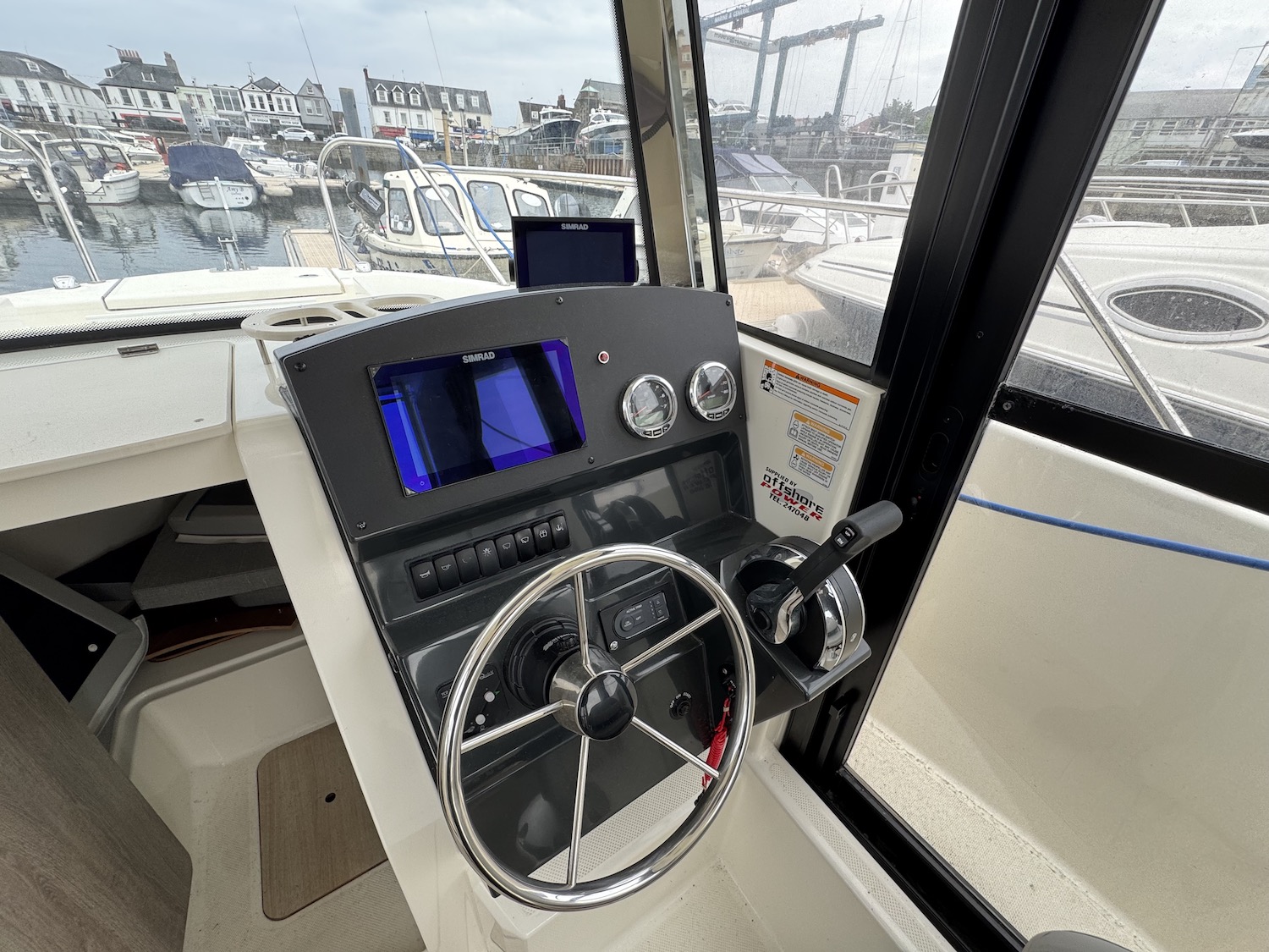 helm controls