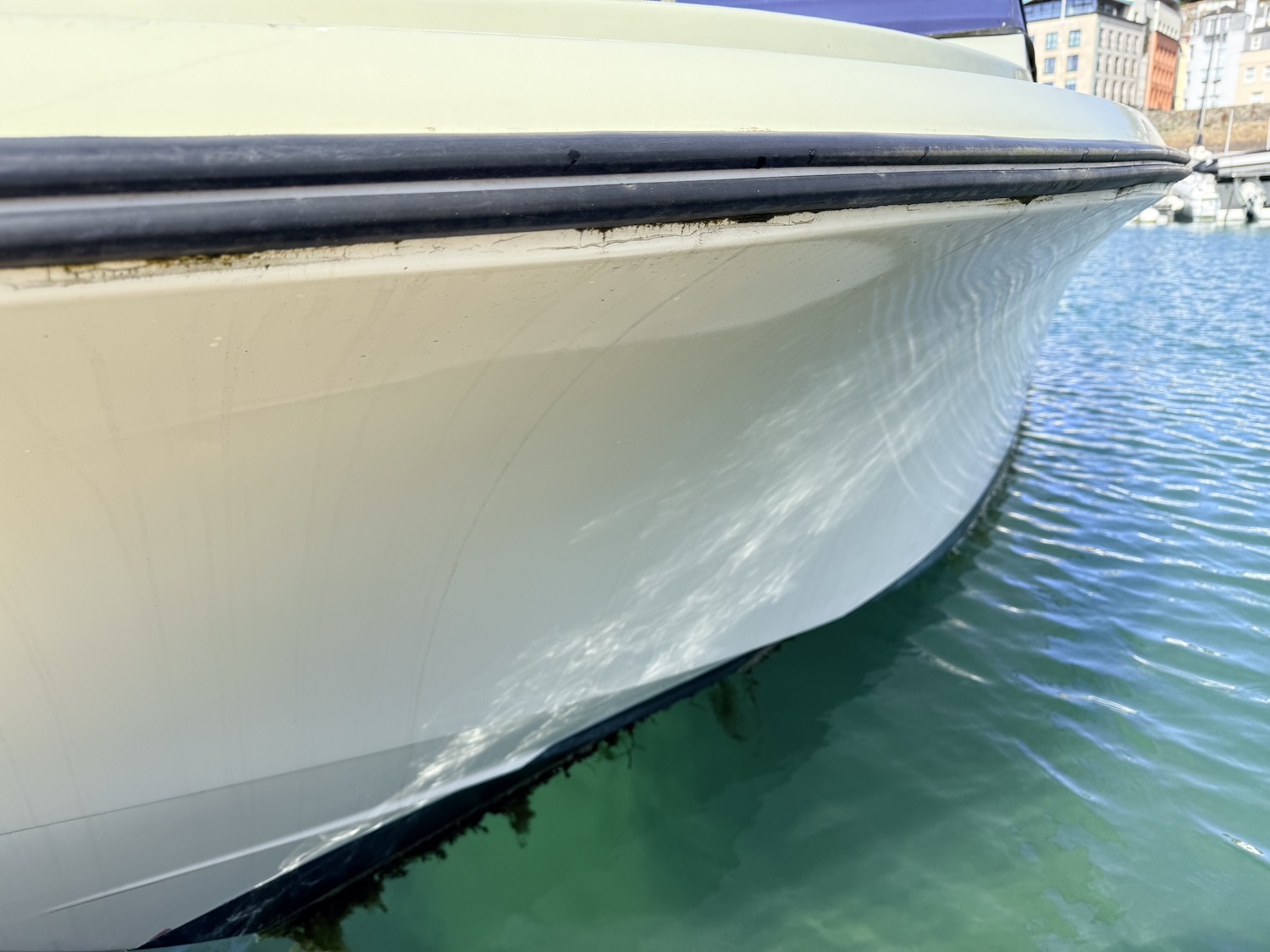 hull close up