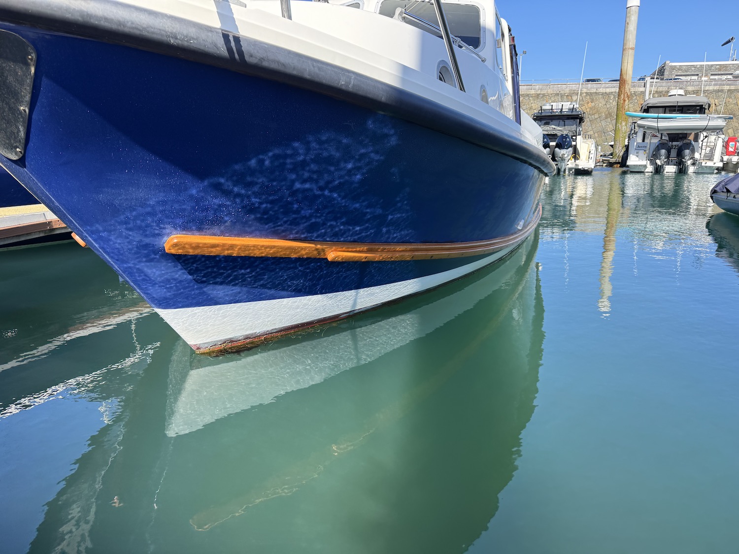 seaward hull close up