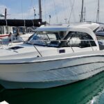 Beneteau 8 port side