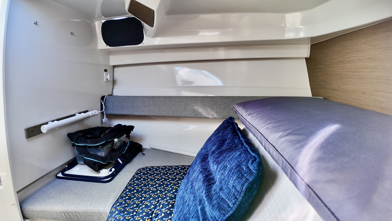 Beneteau cabin