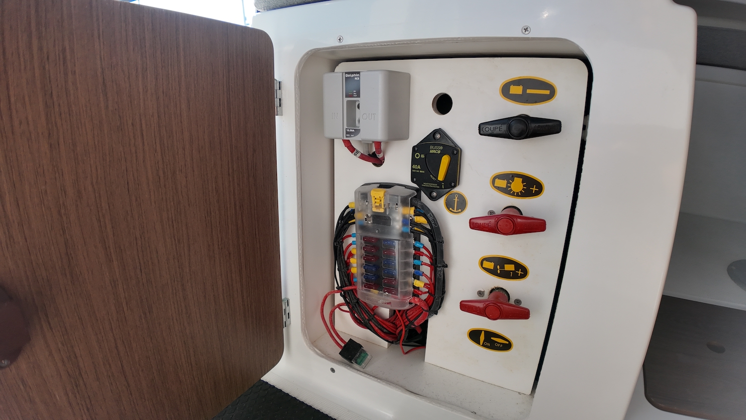 electrical panel battery switches