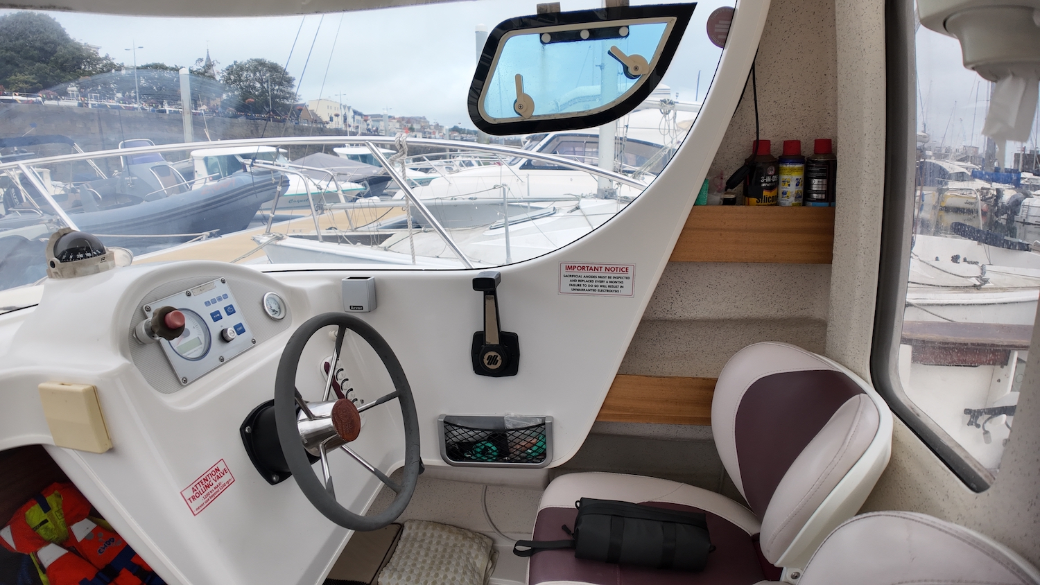 helm controls