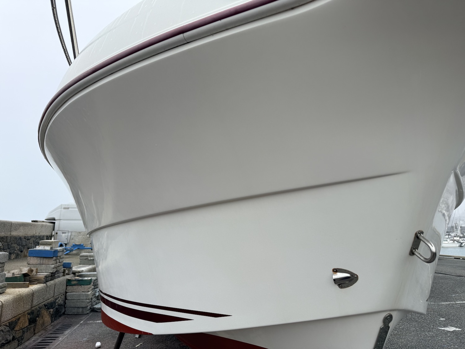 hull close up