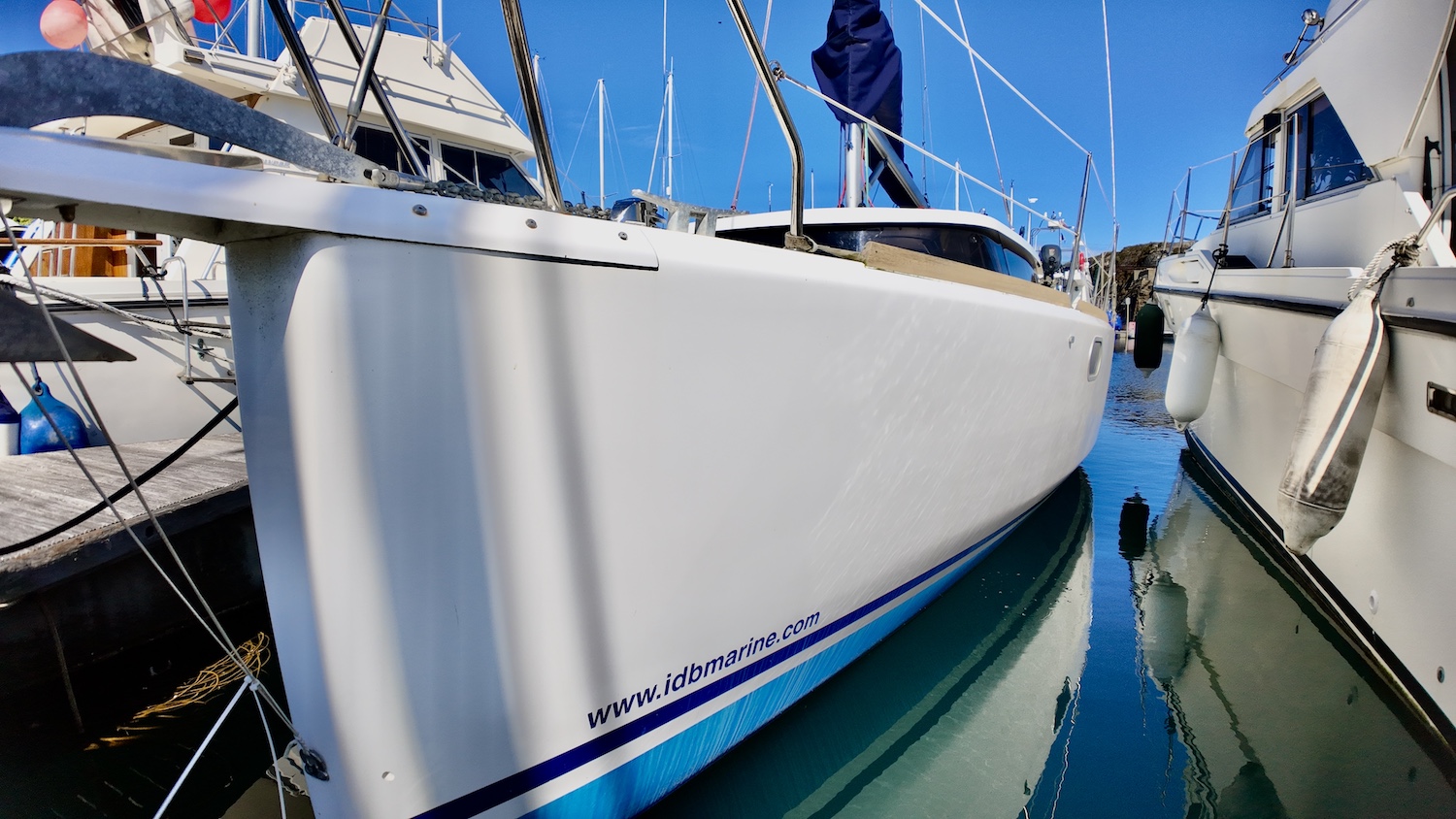 hull close up