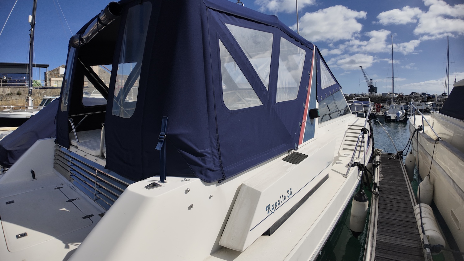 Cockpit cover